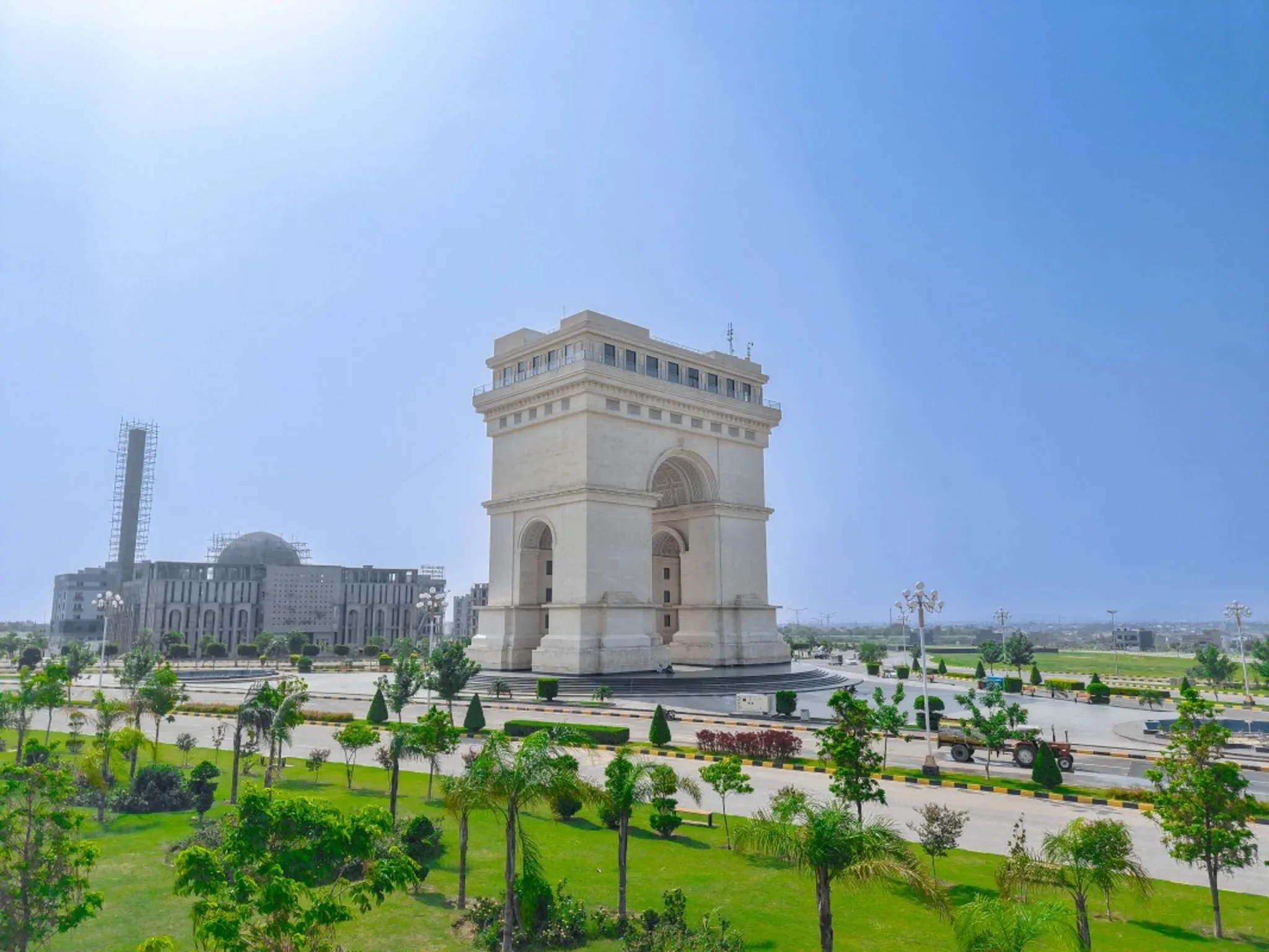Faisal Hills Arc — Architectural Landmark